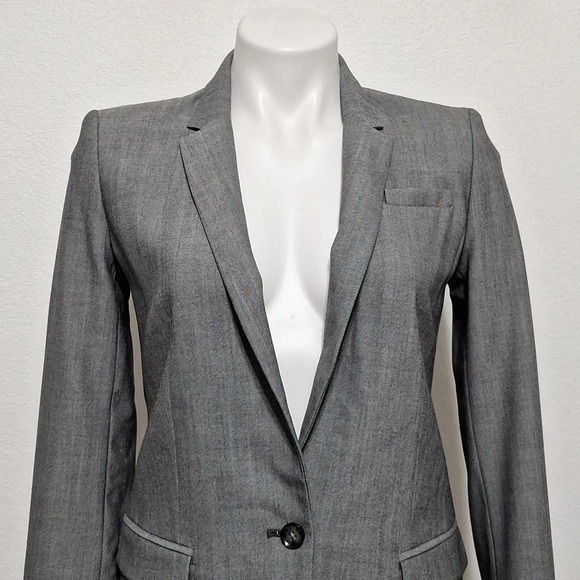 Banana Republic Quiet Luxury NWOT Gray Preppy Careerwear Wool Blazer Jacket Sz 2 - Picture 3 of 13